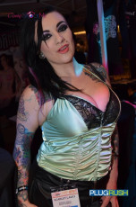 aee-2015-day-1-parties-002