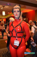 aee-2015-day-1-parties-252