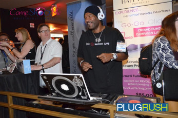 aee-2015-day-1-parties-426