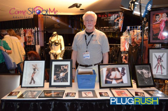 aee-2015-day-1-parties-443