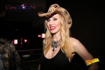 avn-awards-runway-2015-1-0141