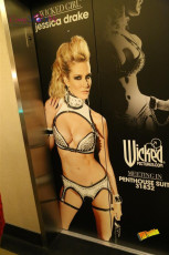 avn-awards-runway-2015-1-0250