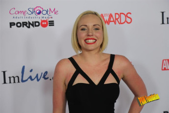 avn-awards-runway-2015-1-0599