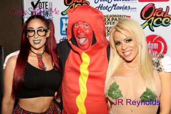 avn-halloween-2016-jr-reynolds-118