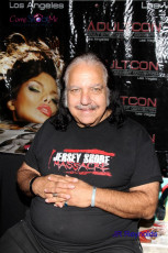 adultcon-2016-jr-reynolds-009