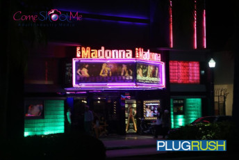 camcon-2015-day-1-after-party-001