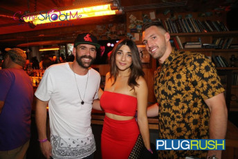 camcon-2015-day-1-after-party-013