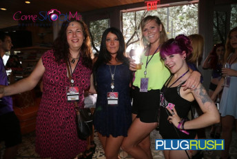 camcon-2015-day-1-after-party-027