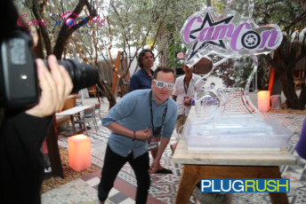 camcon-2015-day-1-after-party-056