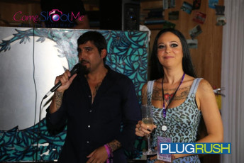 camcon-2015-day-1-after-party-079