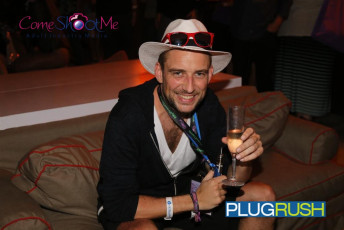 camcon-2015-day-1-after-party-080