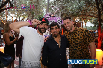 camcon-2015-day-1-after-party-094