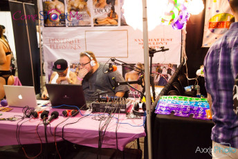 exxxotica-chicago-2016-d1-004