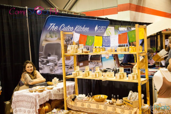 exxxotica-chicago-2016-d1-009