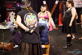 exxxotica-chicago-2016-d1-206