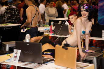 exxxotica-chicago-2017-0513