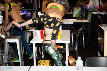 exxxotica-chicago-2017-0617