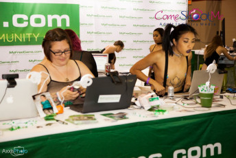 exxxotica-chicago-2017-0699