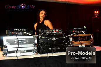 exxxotica-chicago-2017-0744