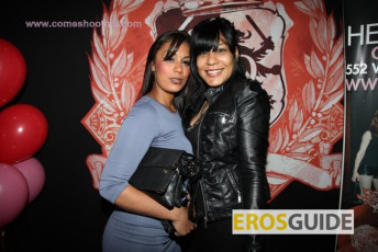 exxxotica-nj-2013-pre-party-088