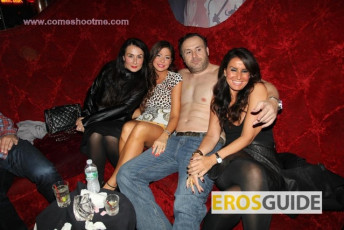 exxxotica-nj-2013-pre-party-092