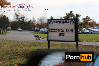 Exxxotica NJ 2016
