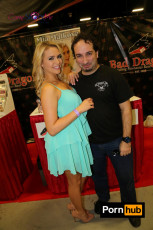 exxxotica-nj-2016-d3-0317