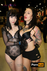 Exxxotica-NJ-2016-D3-0542