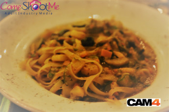 Cam4-Dinner-055