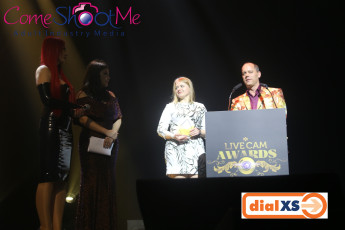 TES2018-LiveCamAwards-150